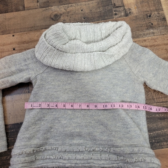 Extra Small Sleeping on Snow Anthropologie Gray Cowlneck Wool Sweater - Picture 4 of 6
